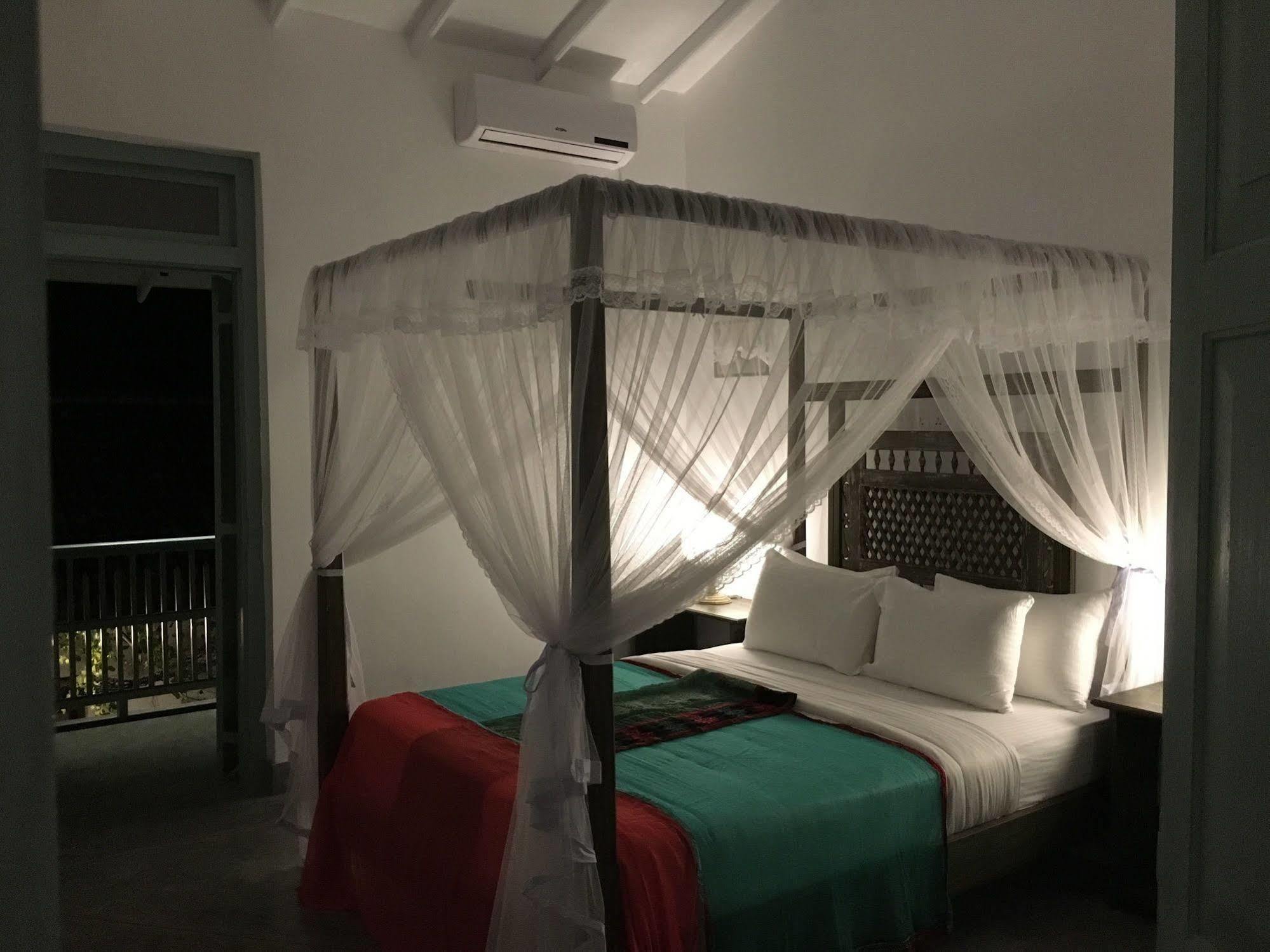 Khalid'S Guest House Galle Exterior photo